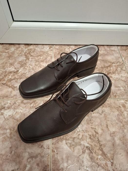 Pantofi ținută militară