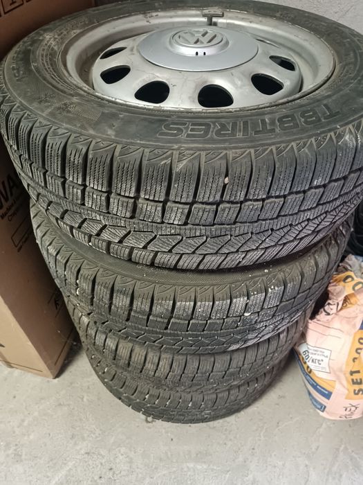 Продам диски с шинами от гольф 3-го.