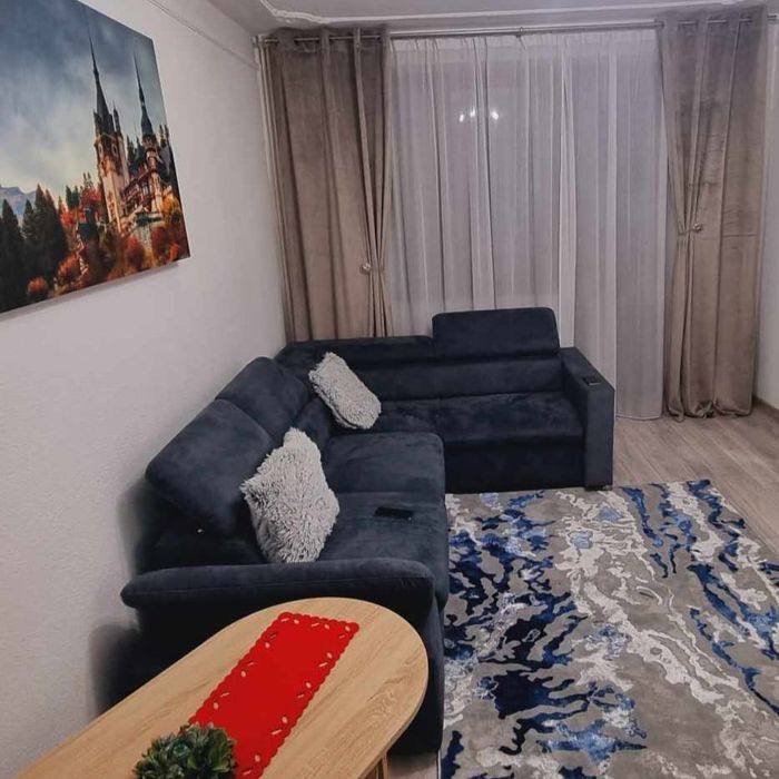 Vând canapea/colțar  extensibila