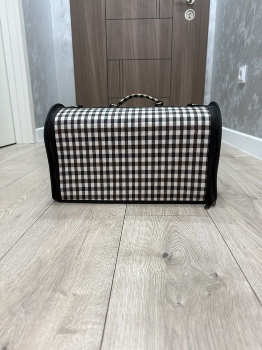 Транспортна чанта за куче или котка