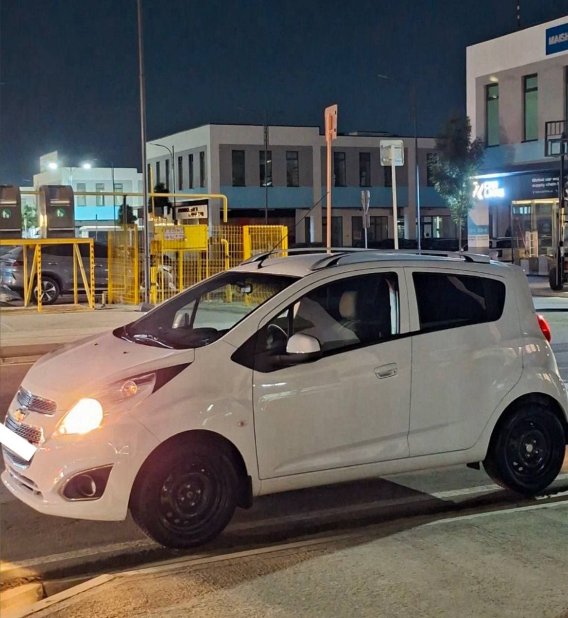 Spark 4-Pozitsiya Avtomat Tozza Avto Kredit 1 kunda passportga