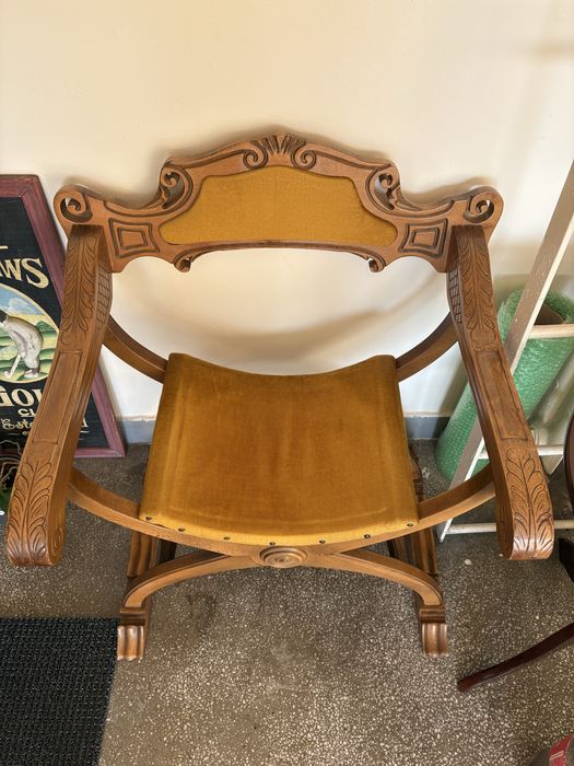 Scaun lemn Savonarola