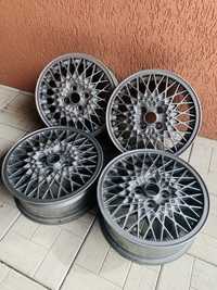 Vand sau schimb 4x100 r15 stare originala