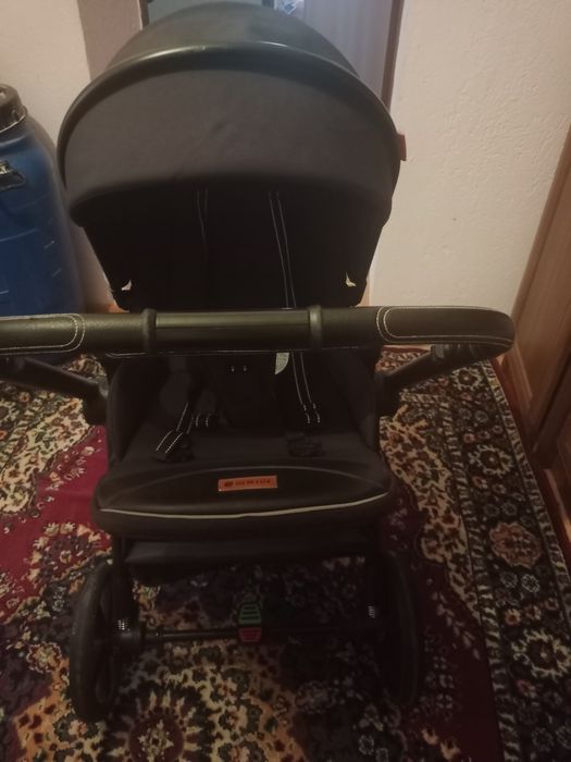 Коляска уйде айдалынған
