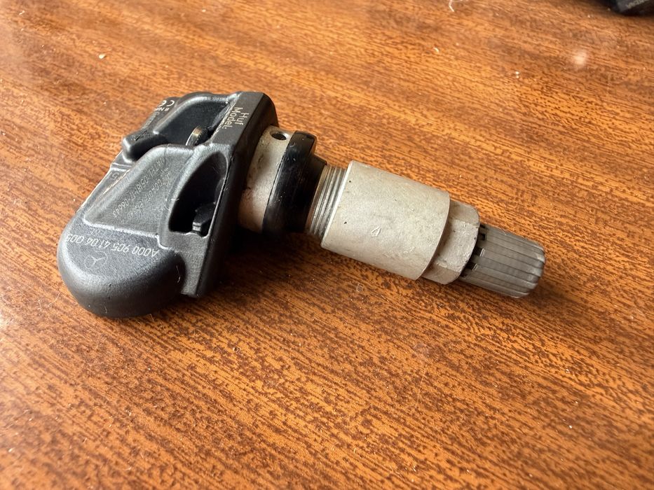 Датчици за налягане Мерцедес ОЕМ TPMS  A/B/CLA/GLA/GLB/GLE/GLS 433 MHZ