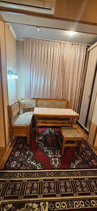 2-комнатная квартира массив Феруза-1, Своя.