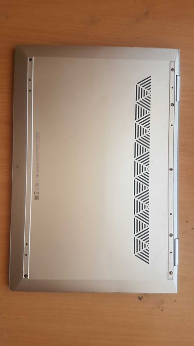 Hp Envy X360 i7 gen 10 16 gb nvidia 4gb 15.6 Tuch Oled baterie 4 ore