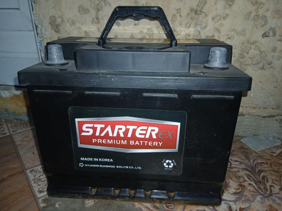 Продам аккумулятор бу 65 А