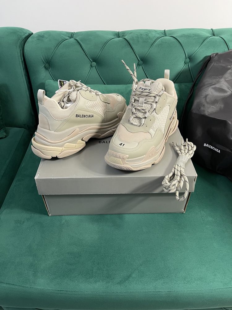 Adidasi Balenciaga Triple S Premium piele naturala Full Box