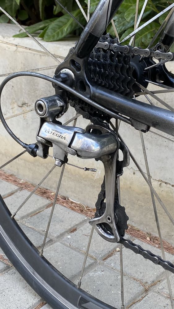 Карбонов шосеен велосипед Eddy Merckx MxM