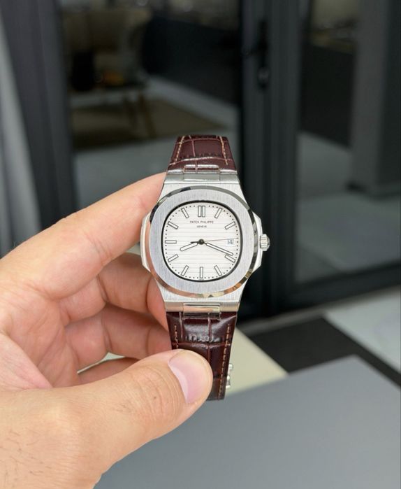 Patek Philippe часы наручные отличный подарок на новый год.