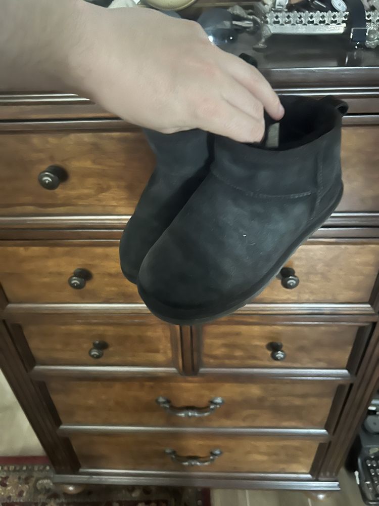 UGG uri originale marime 34