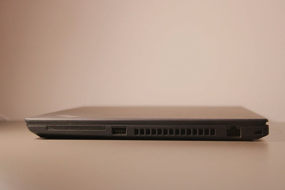 Лаптоп Lenovo ThinkPad T14 - Gen1