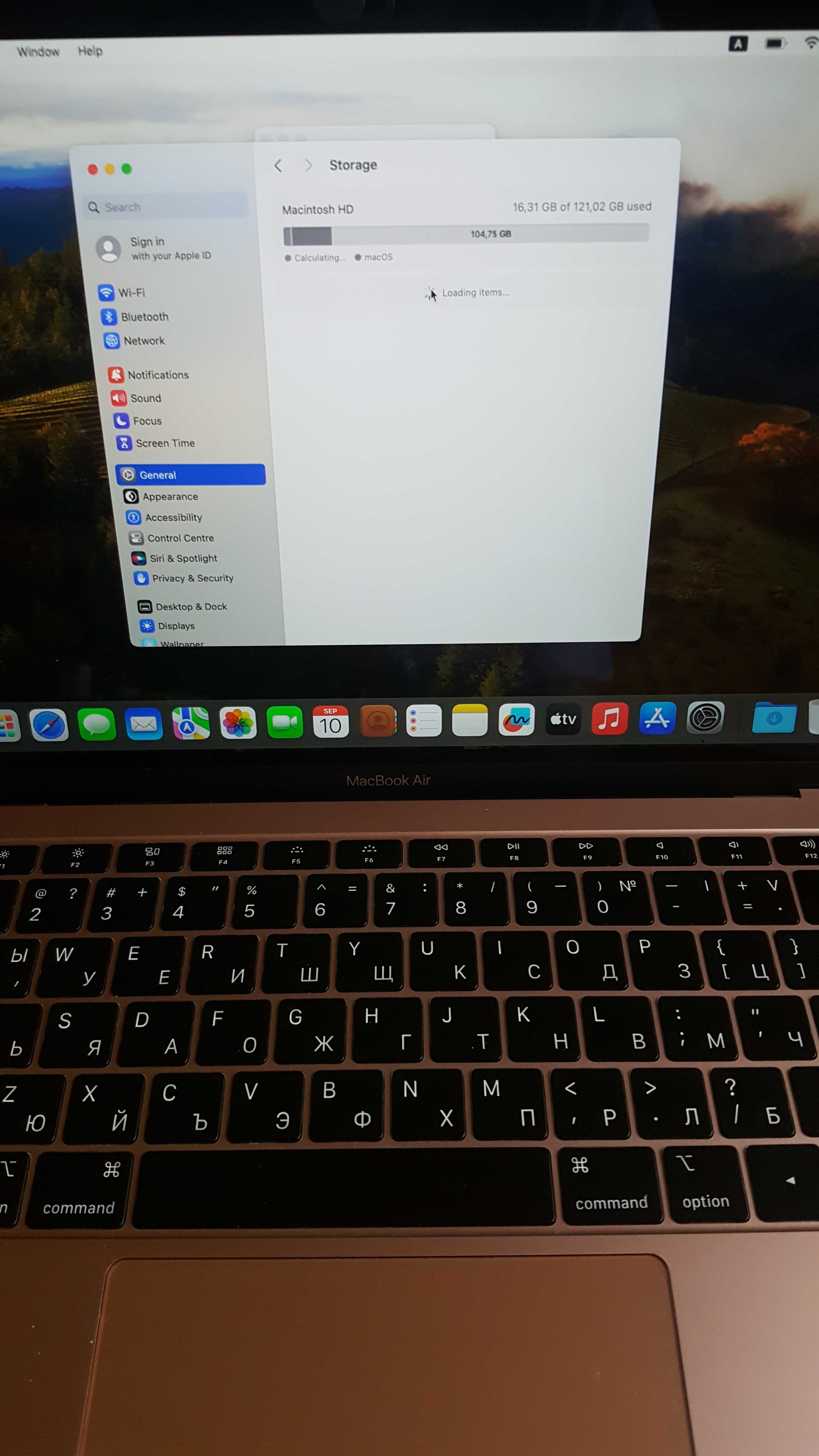 MacBook Air (Retina, 13-inch) A1932