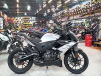 Aprilia Tuono 125 noua -livrare showroom EST BIKE Campina
