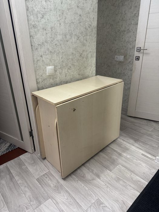 Продам стол книжка 5 метров