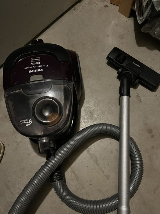 Прахосмукачка Филипс 1800w