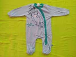 Нова бебешка пижама и панталон р-р 74