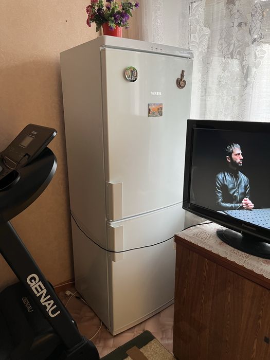 Продам холодильник хороший