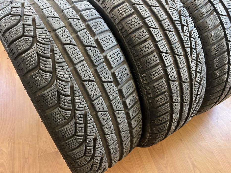Anvelope Noi Iarna BMW Seria 1 F20 Msport Seria 2 245 35 18 &225 40 18