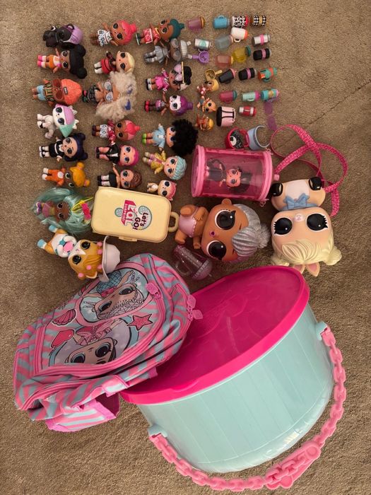 Papusi si accesorii LOL