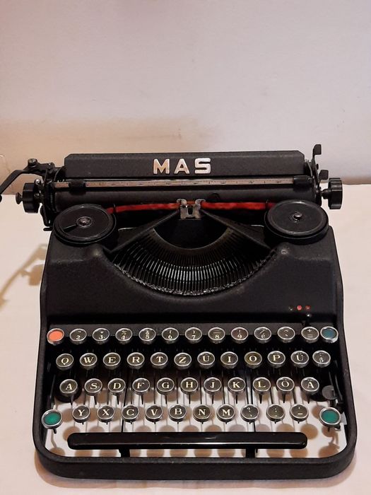 Mașină de scris Mas  1934 impecabilă