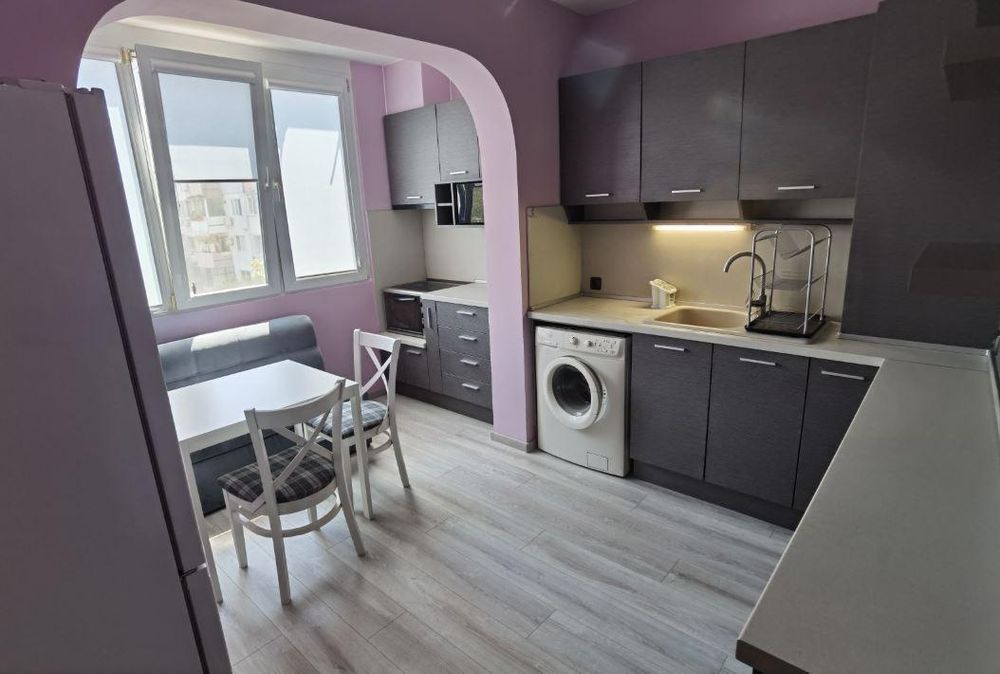 Дава се под наем Двустаен апартамент в Варна, Възраждане 1 - 50 кв.м за 350 € - Снимка #3