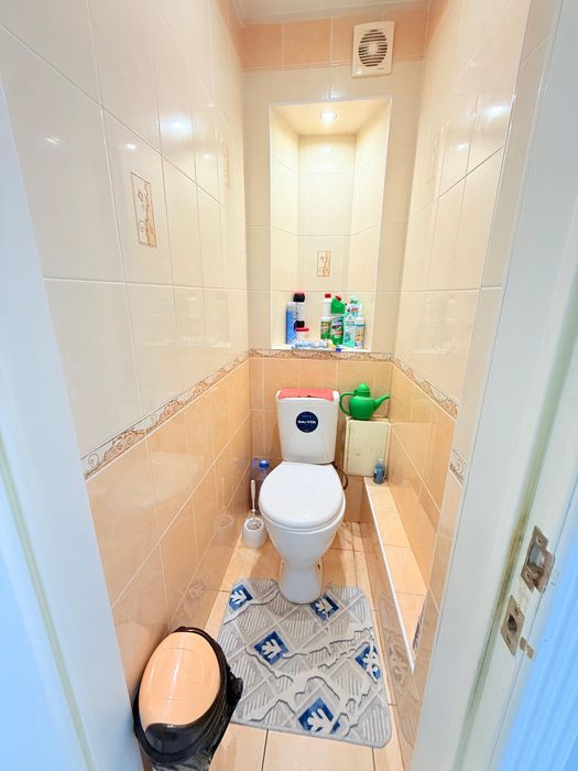 Продам 4 комнатнкю квартиру 4 мкр