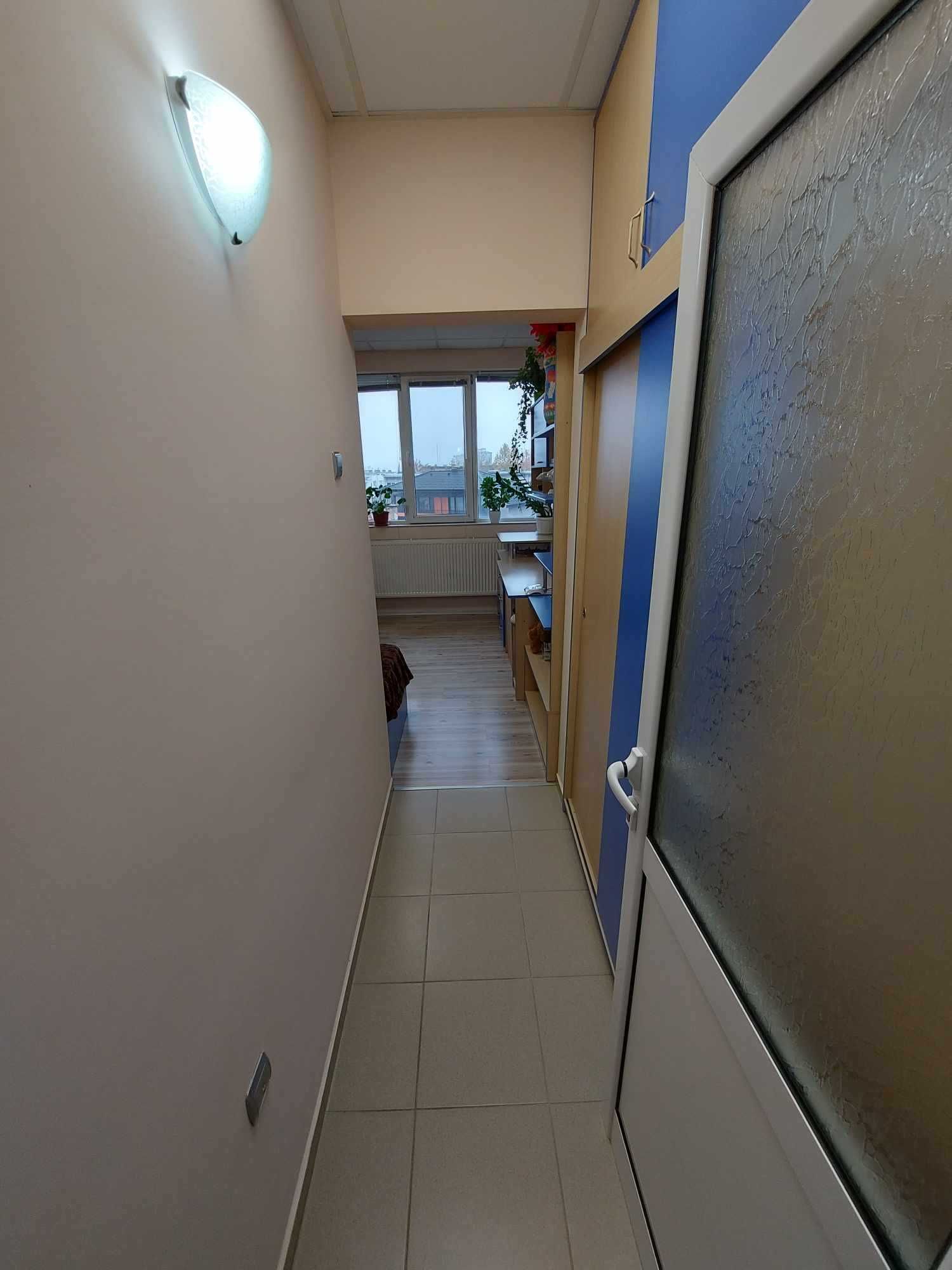 Четиристаен апартамент, 90кв.м, Център