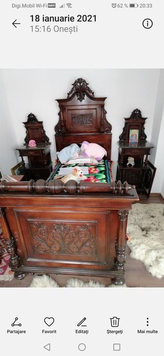 Mobilier vechi 100 ani