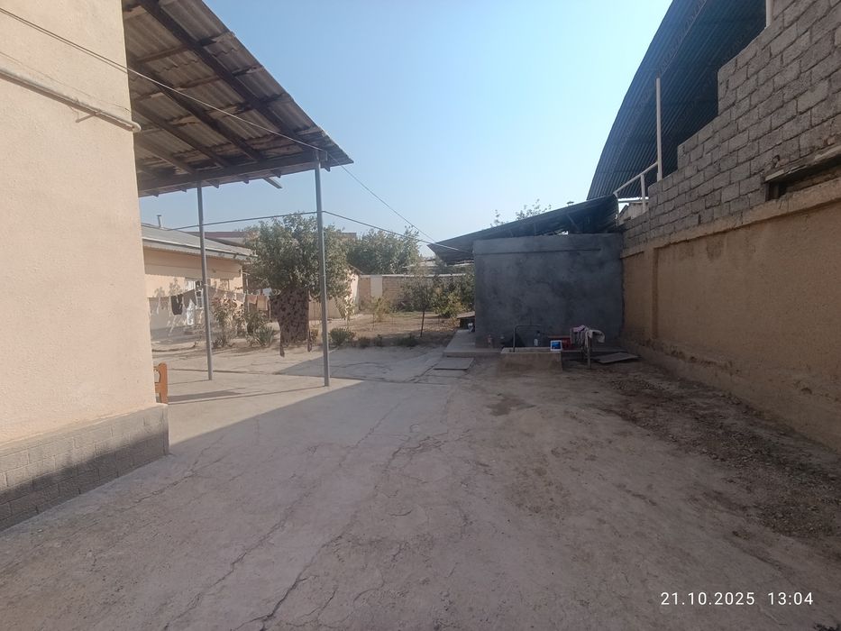 Xovli sotiladi TTZ Karzinka M. Ulugbek tumanida