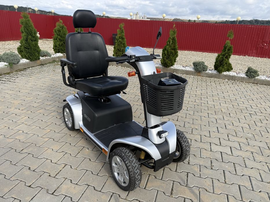 SCUTER ELECTRIC HANDICAP persoane in varsta Pride made in America