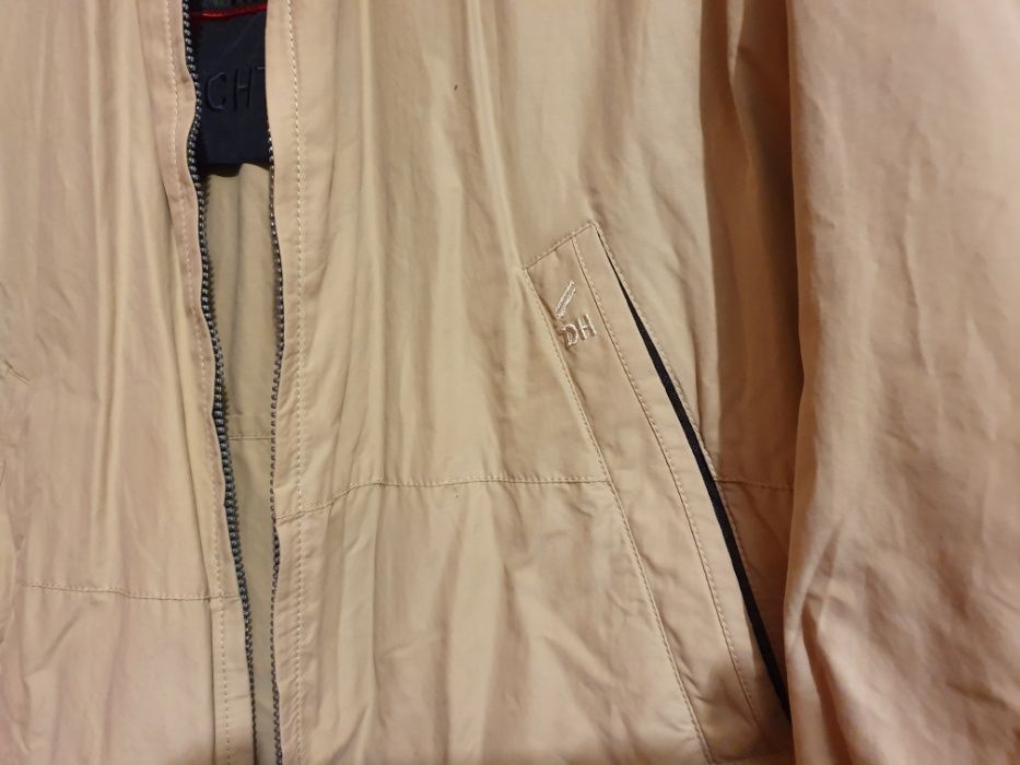 Daniel Hechter яке