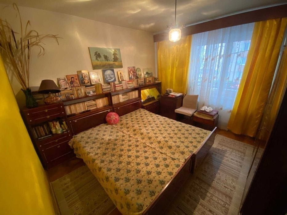 Apartament de vanzqre 4 camere