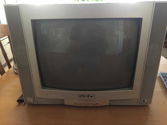 Телевизор Neo 14 инча