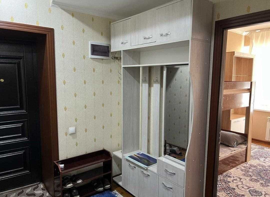 Сдаётся 3х комнатная квартира  70м2 на Ц6  (мдх)