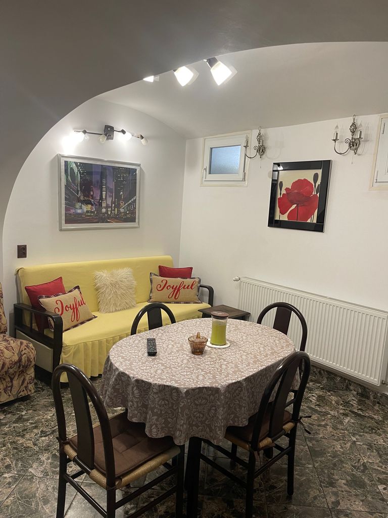 Дава се под наем Двустаен апартамент в Свищов - 52 кв.м за 127.5 € - Снимка #10
