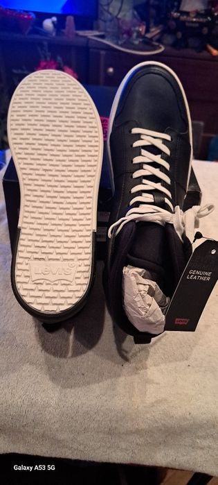 Нови високи кецове на Ливайс