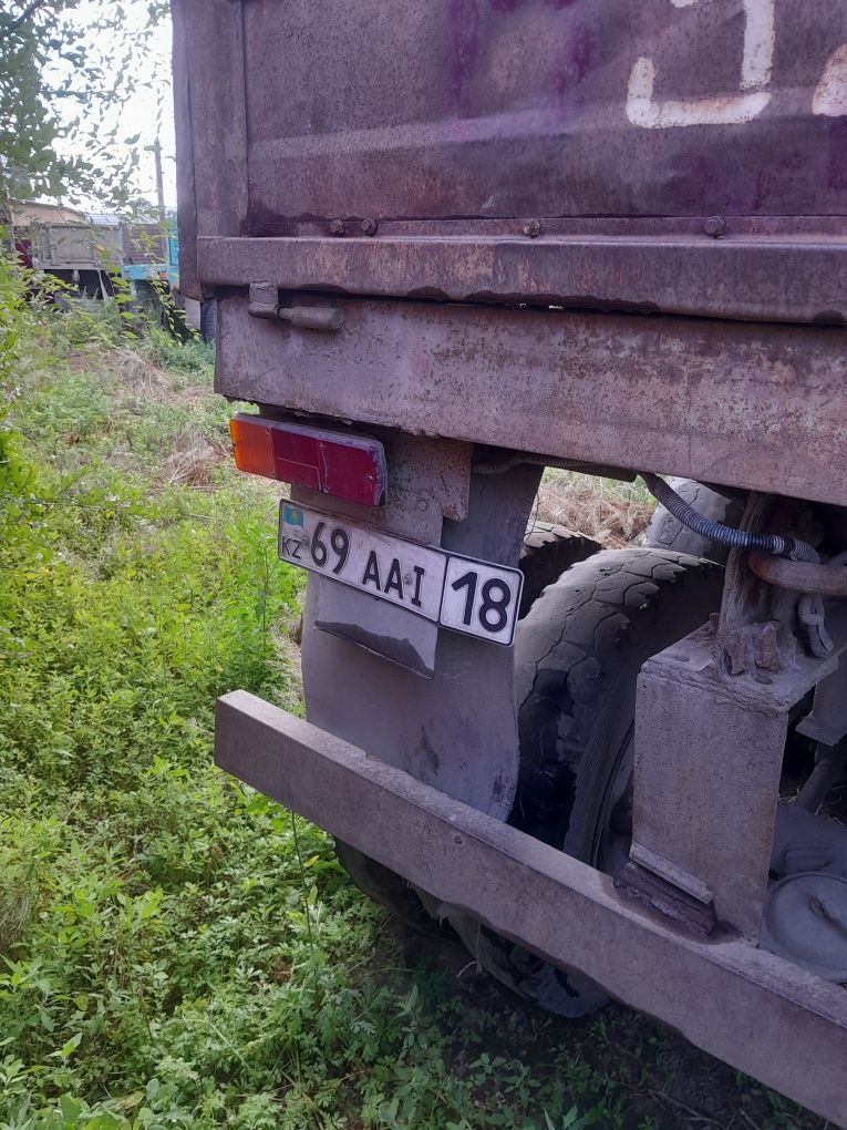 . Продам  полуприцеп одаз 9370. 9 метров
