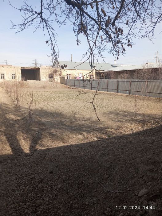 Участка сотилади