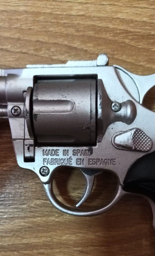 Jucarie,pistol cu capse,made in Spania