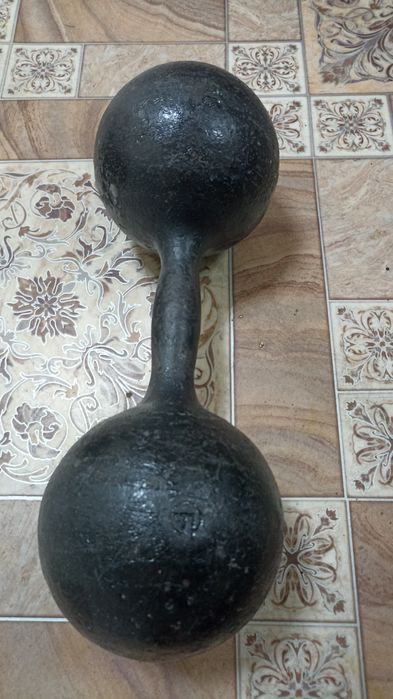 Гантель 16 кг продам