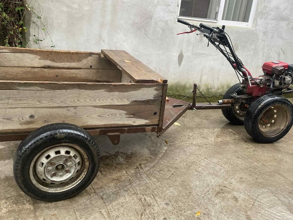 Vand Motocultor impecabil  1500
