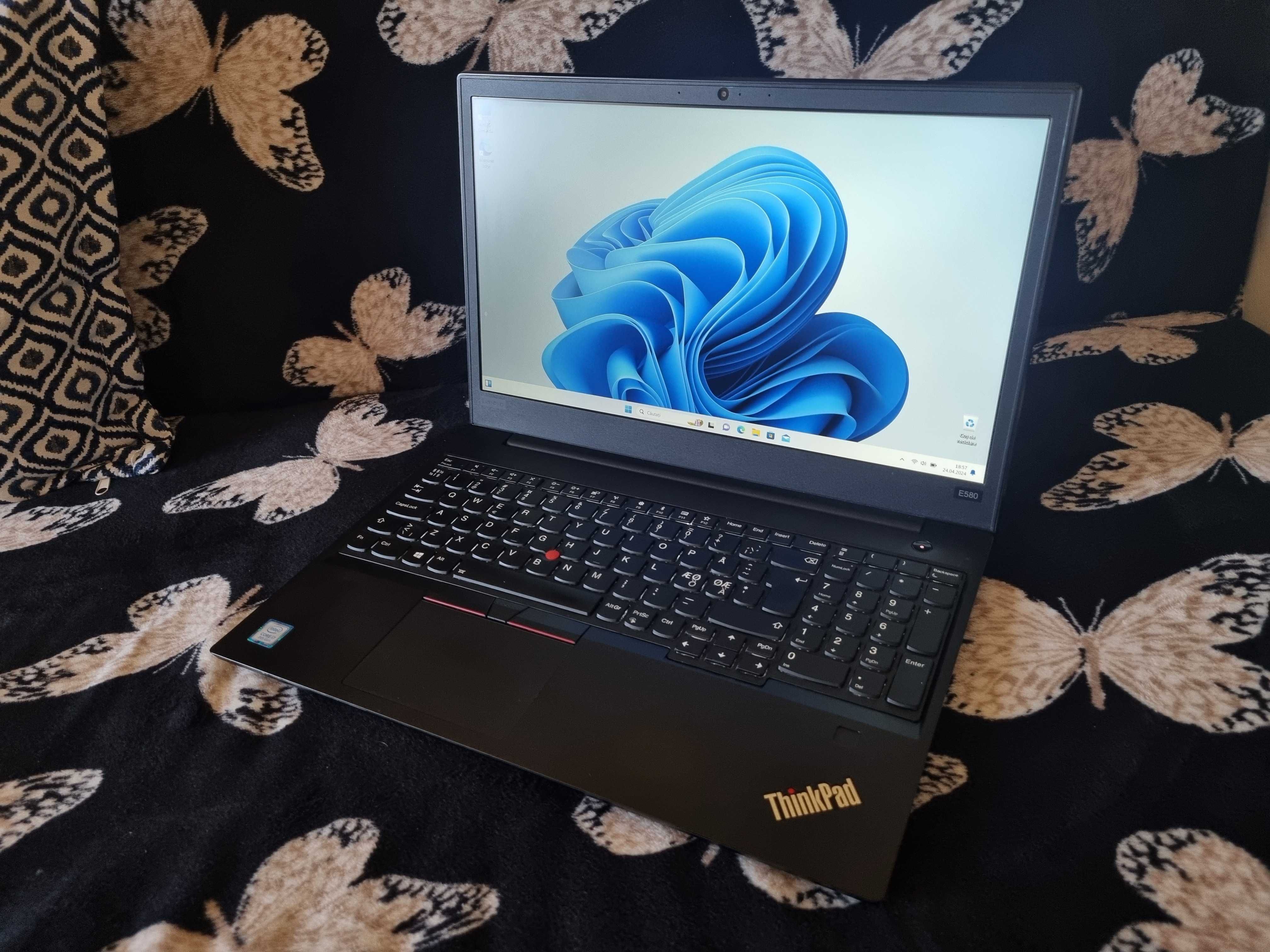 Lenovo ThinkPad cu i7 cu 16Gb ddr4 ram, ssd 256 (Laptop Nou ne Folosit