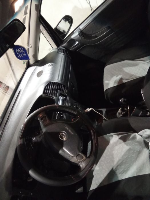 Vând/schimb opel Zafira 7 locuri taxe la zi fiscal pe loc preț 1300 e