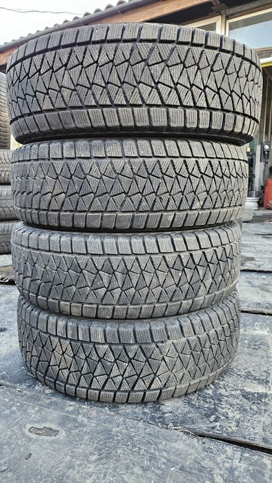 Като нови гуми 225 70 16 бриджстоун