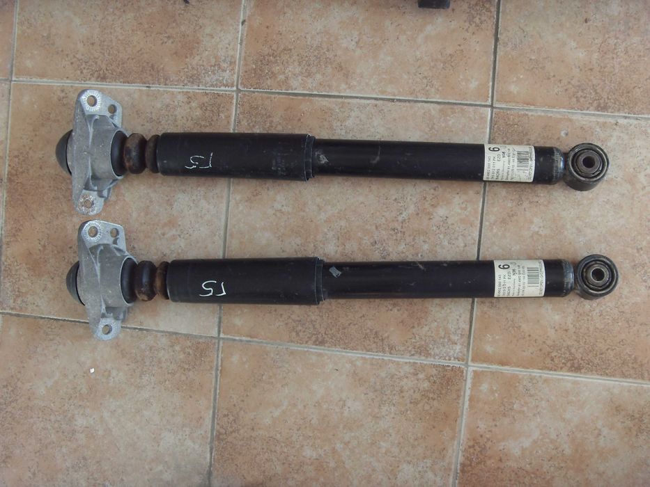 VW Голф 5  на части