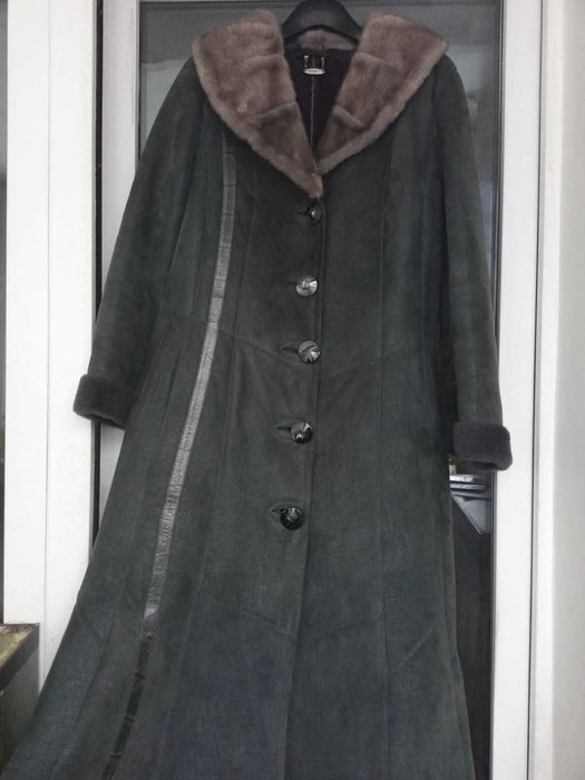 Продам натуральную  дубленку б/у , пр-во Турция  "Leather & Fur"