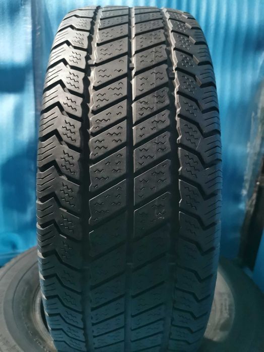 235 65 16 c barum m+s 2 buc