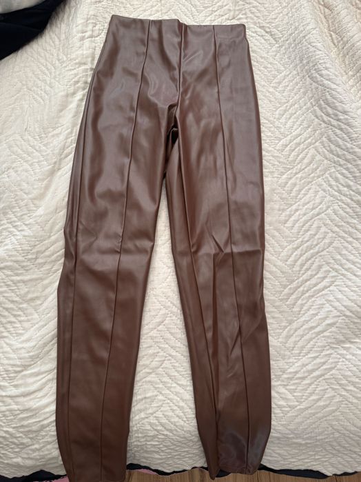 Дамски дънки и клинове